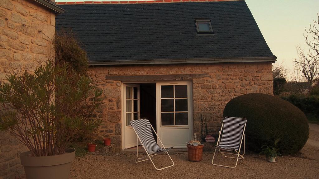 La Ferme De Poulpeye Hotel Loctudy Eksteriør billede